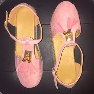 Platform powder pink tassel sandal